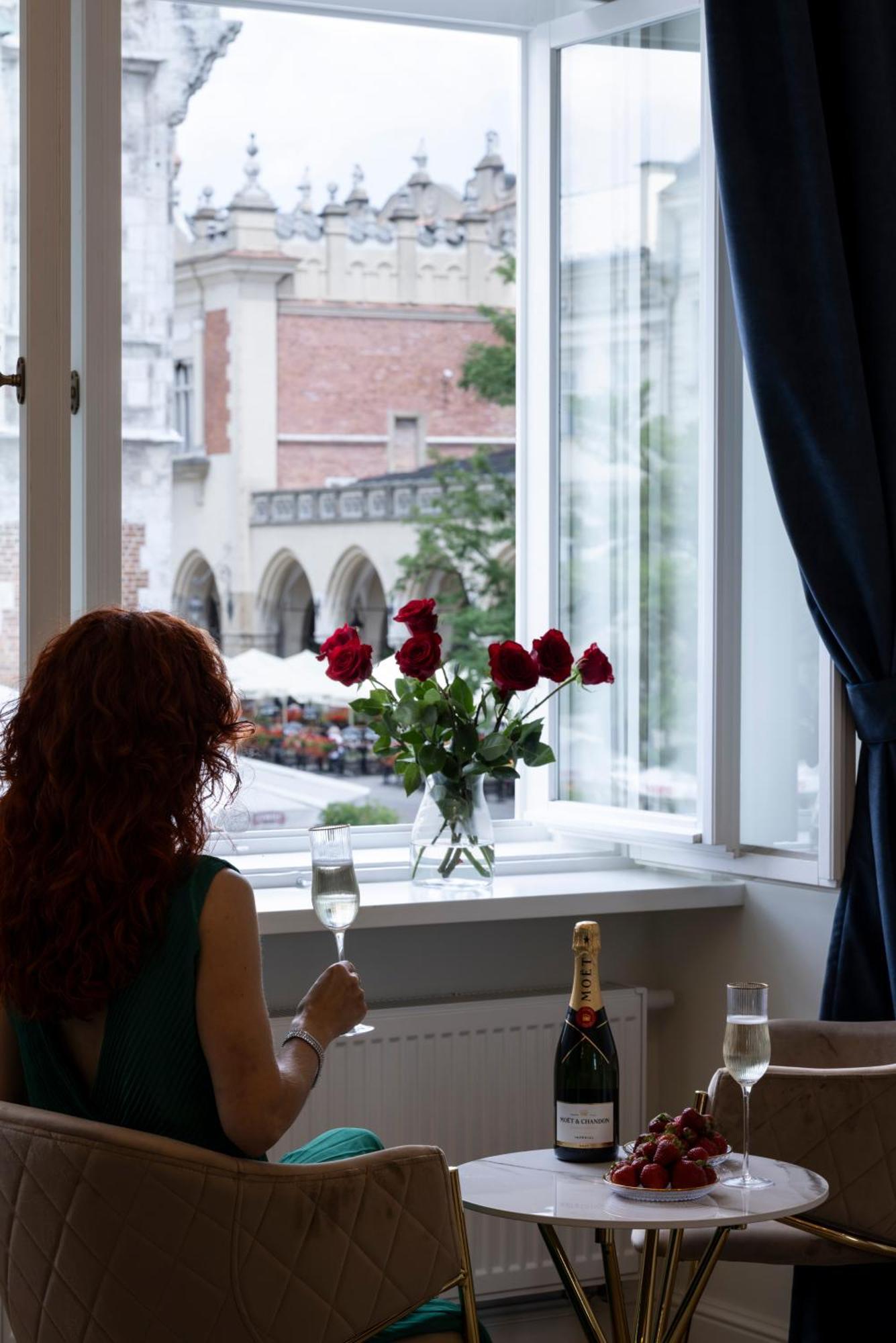 Main Square Hotel apartamentowy 3*